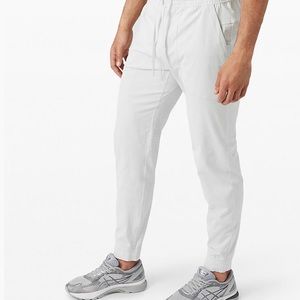 Lululemon Athletica- ABC Jogger Ventlight Mesh